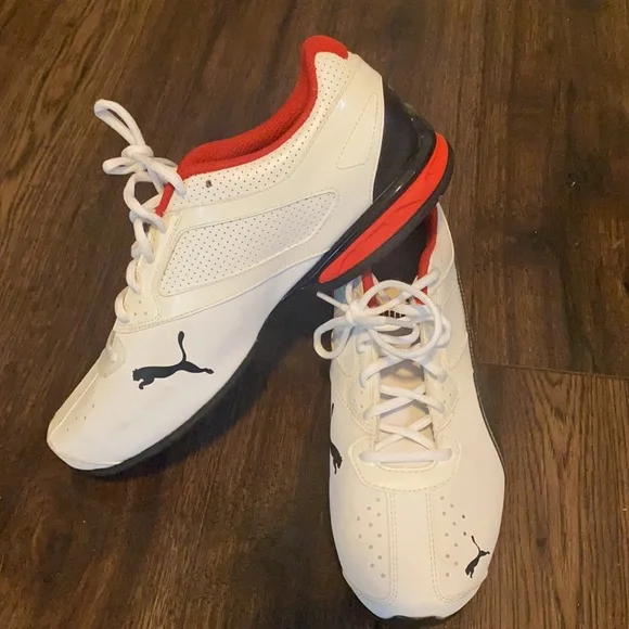 PUMA Men's Cross-Training Shoe - Picture 2 of 5